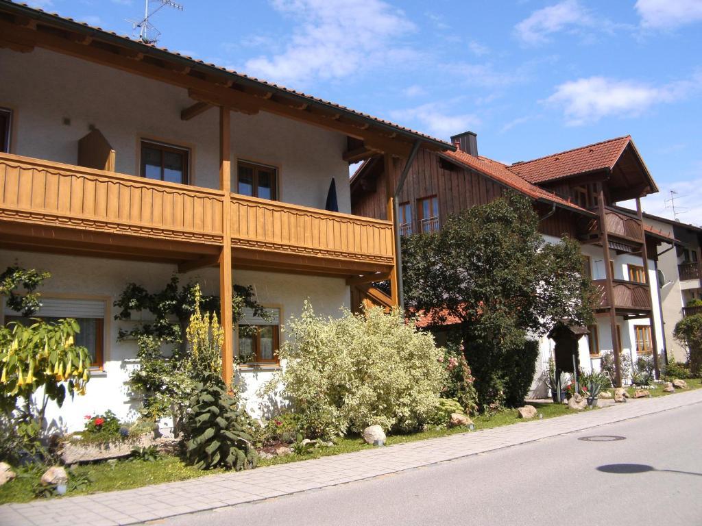 Appartementhaus Elisabeth Winklhofer Bad Fussing Exterior photo